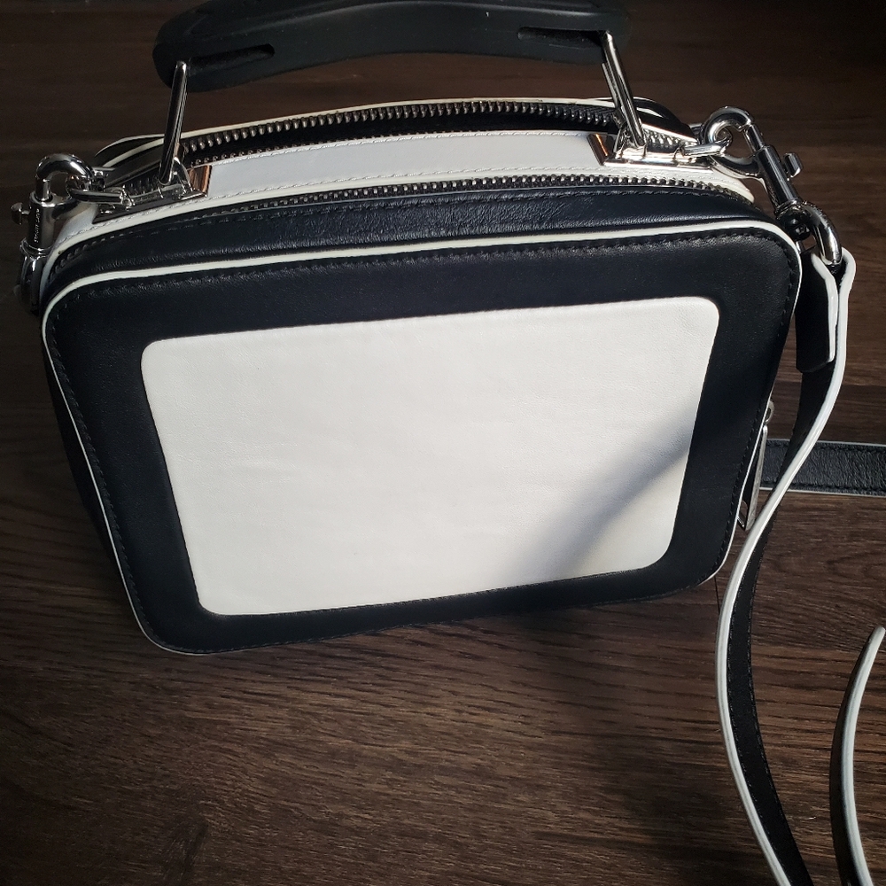 Marc Jacobs The Box Handbag - Picture 5 of 12